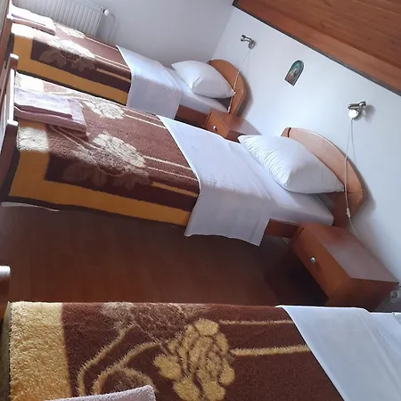 Mir 게스트하우스 3*